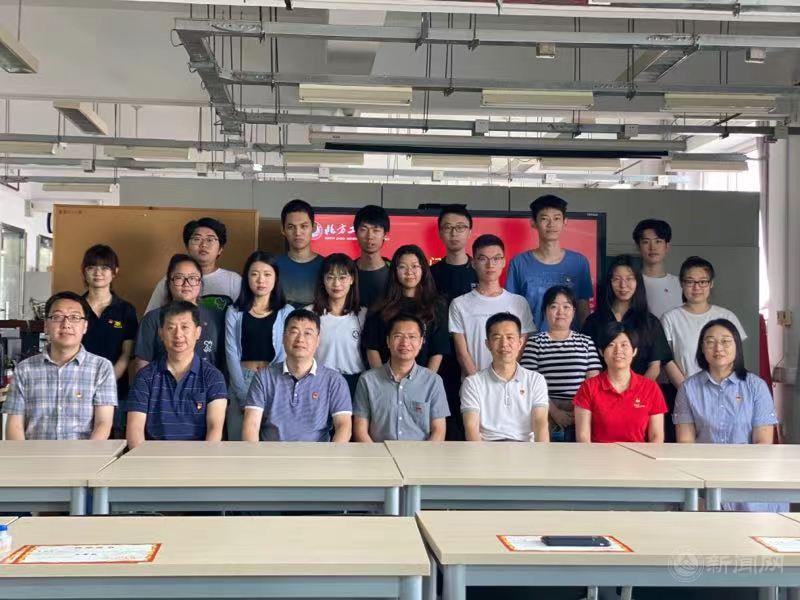 37b6b98d9b4c3bf752fd6a338da5203.jpg 37b6b98d9b4c3bf752fd6a338da5203.jpg